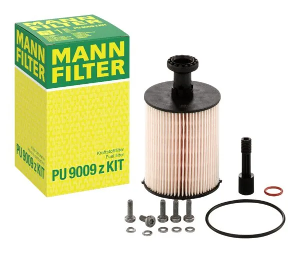 Mann Filter PU 9009 z kit includes a fuel filter, O-rings, screws, and instruction manual, displayed alongside packaging.